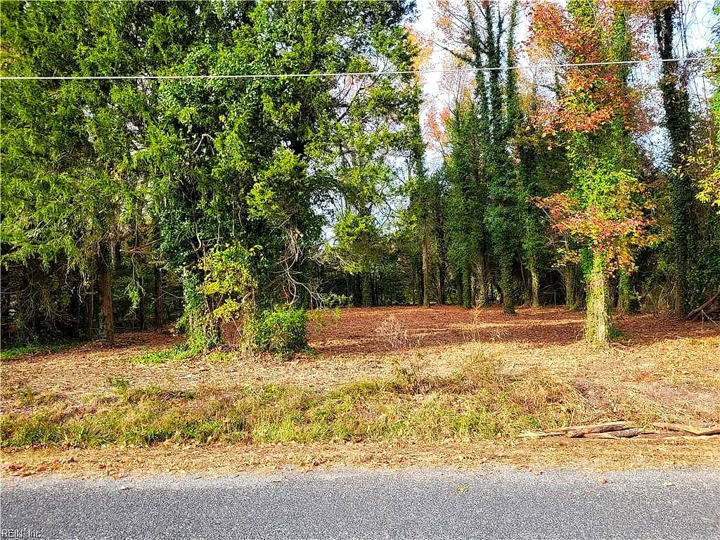 56 Mobjack LN, HAYES VA 23072 - Photo 2
