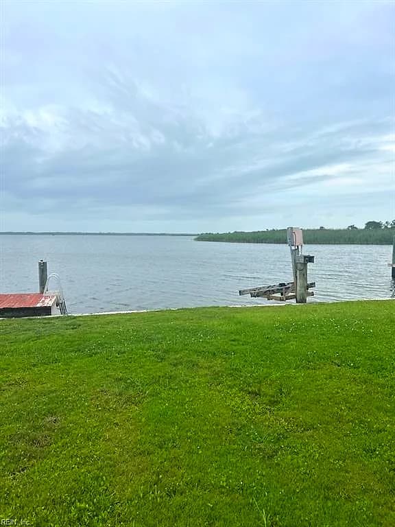 3665 Sandpiper RD #128, VIRGINIA BEACH VA 23456 - Photo 4