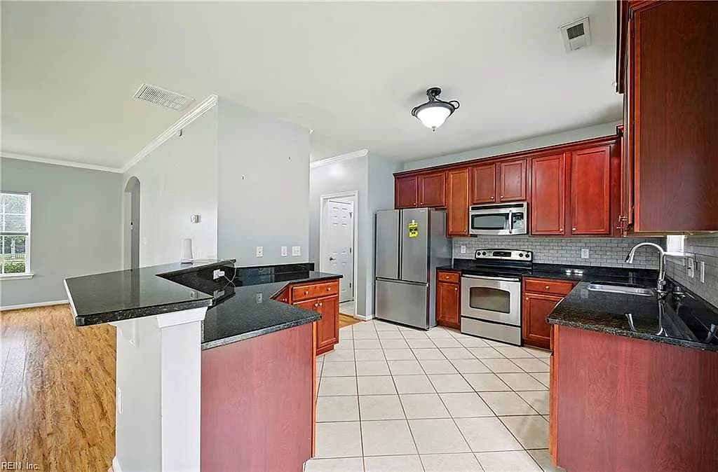 2024 Sweetwood DR, SUFFOLK VA 23434 thumb 12
