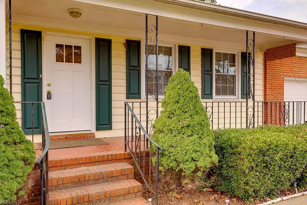 1403 Hawthorne DR, CHESAPEAKE VA 23325 thumb 6