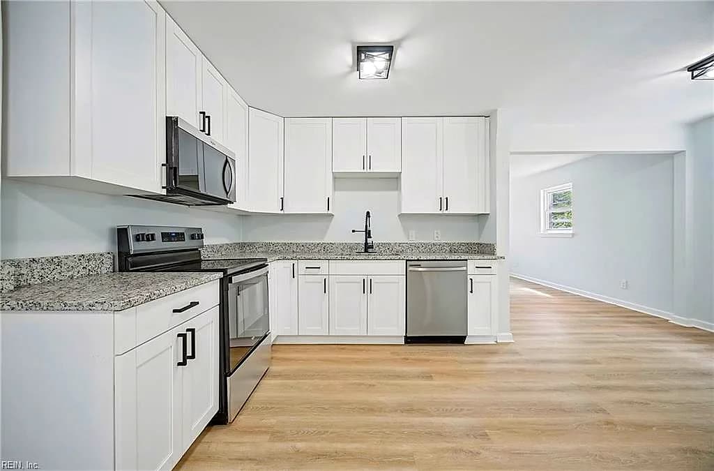 2052 Atwater Cir NONE, NORFOLK VA 23509 - Main photo