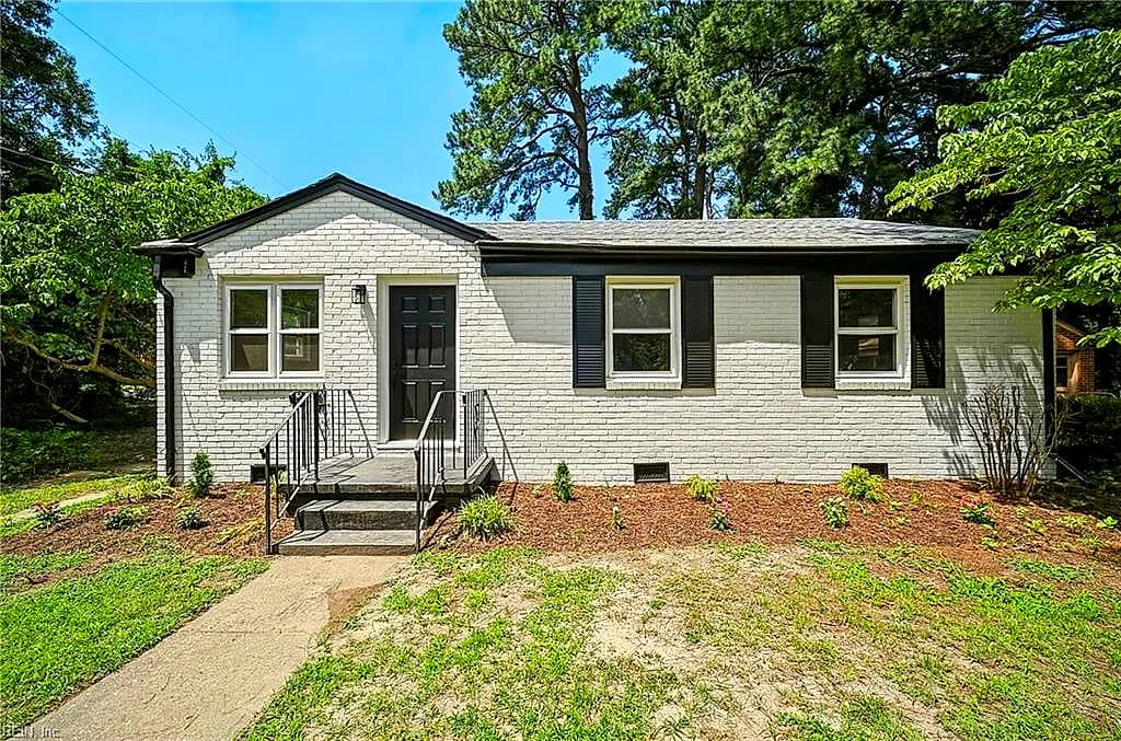 2052 Atwater Cir NONE, NORFOLK VA 23509 - Photo 3