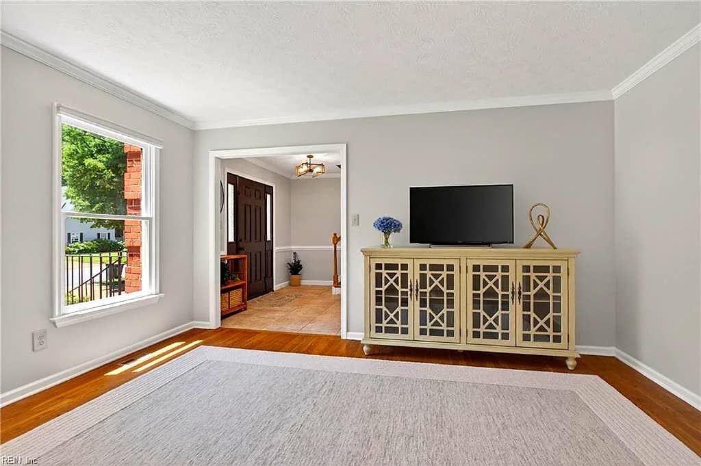 311 Willards WAY, YORKTOWN VA 23693 thumb 8