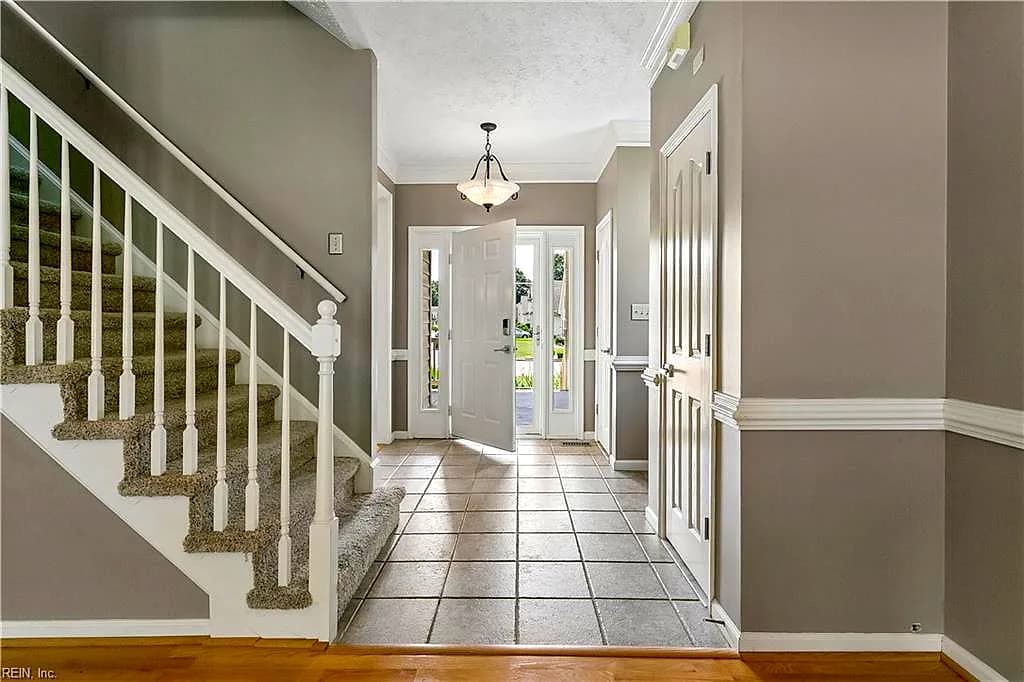 105 Harrigan WAY, YORKTOWN VA 23693 thumb 8