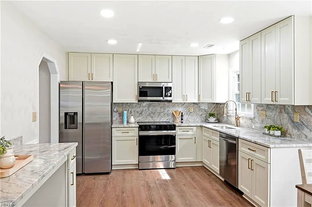814 Gloss ST, CHESAPEAKE VA 23322 thumb 8
