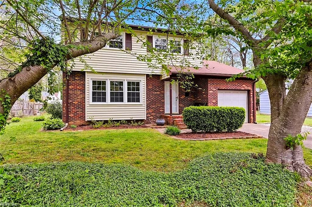 128 Gwynn CIR, NEWPORT NEWS VA 23602 - Main photo