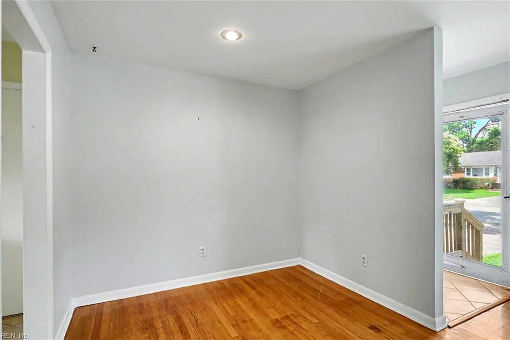 112 Valirey DR, HAMPTON VA 23669 thumb 12