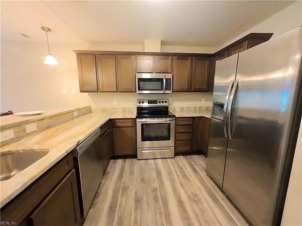 1016 Thoroughgood WAY #302, CHESAPEAKE VA 23324 thumb 9