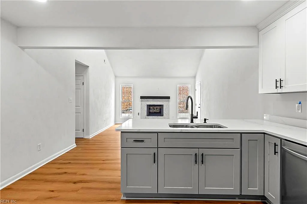 5300 Kempsville CT, VIRGINIA BEACH VA 23464 thumb 8