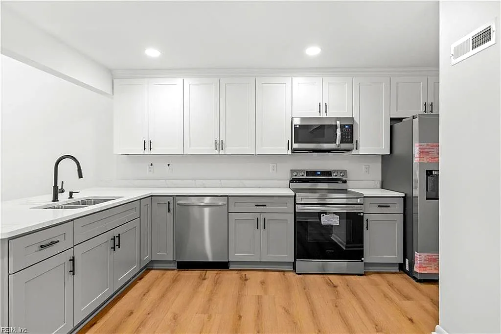 5300 Kempsville CT, VIRGINIA BEACH VA 23464 thumb 9