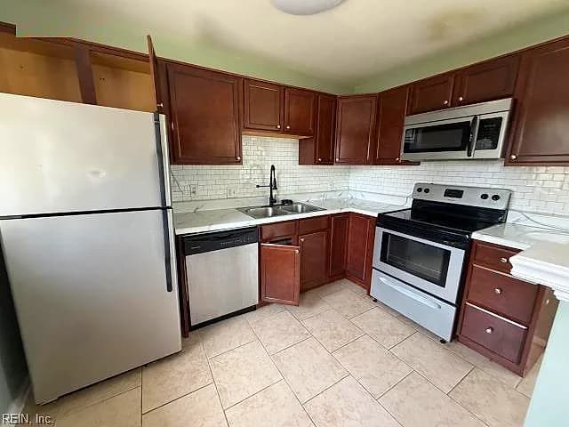 508 Stalham RD, CHESAPEAKE VA 23325 thumb 8