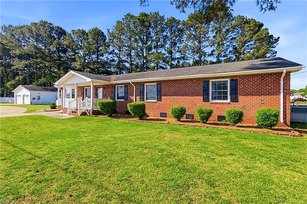 387 Temple RD, ELIZABETHCITY NC 27909 - Photo 4