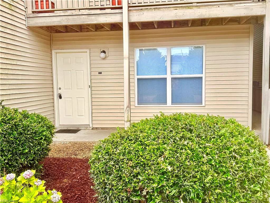 512 Thorncliff DR #101, NEWPORTNEWS VA 23608 - Photo 2