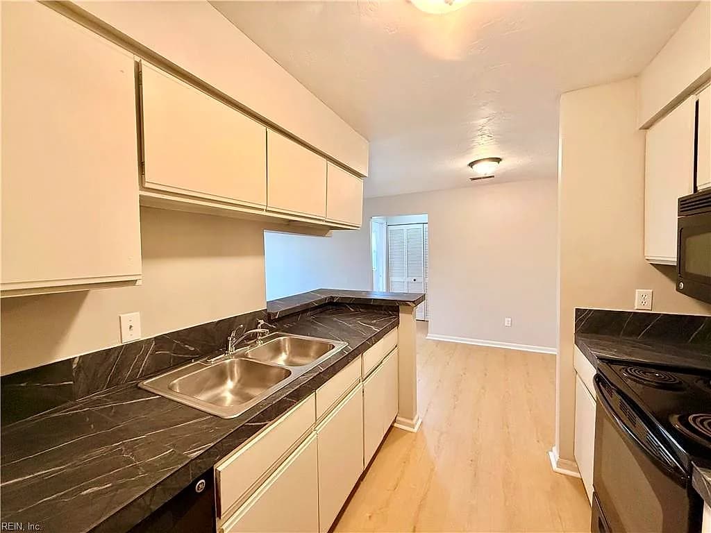 512 Thorncliff DR #101, NEWPORTNEWS VA 23608 thumb 10
