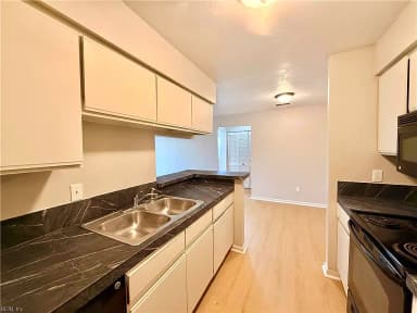 512 Thorncliff DR #101, NEWPORT NEWS VA 23608 thumb 10