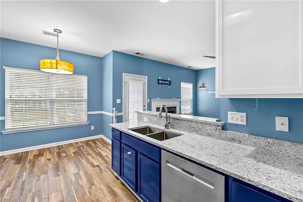 6823 Watch Harbour CIR, HAYES VA 23072 thumb 10