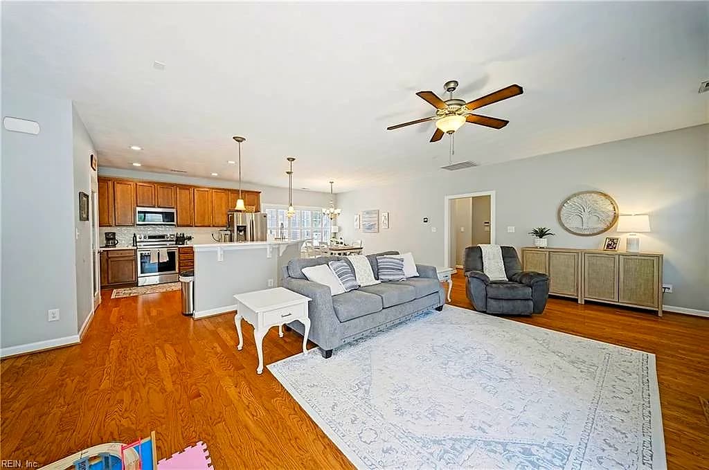 3240 Conservancy DR, CHESAPEAKE VA 23323 thumb 10