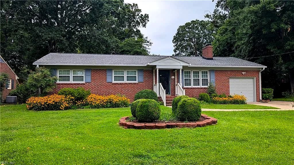 34 Carolyn DR, NEWPORT NEWS VA 23606 - Photo 2