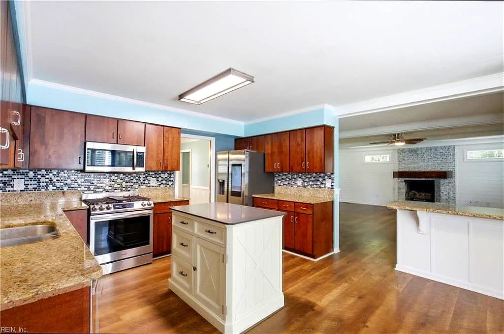 656 Parker RD, CHESAPEAKE VA 23322 thumb 12