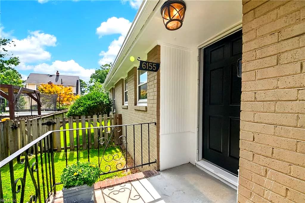 6155 Rolfe AVE, NORFOLK VA 23508 - Photo 3