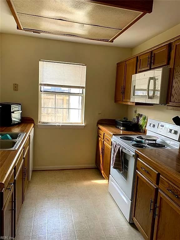 4524 Genoa CIR, VIRGINIABEACH VA 23462 thumb 6