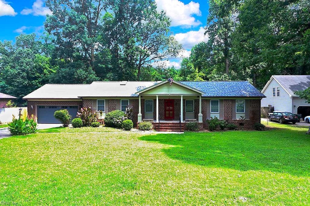 212 Pinewood DR, CAMDEN NC 27921 - Photo 2