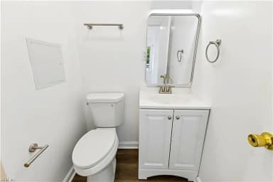 1079 Johnstons RD, NORFOLK VA 23513 thumb 11