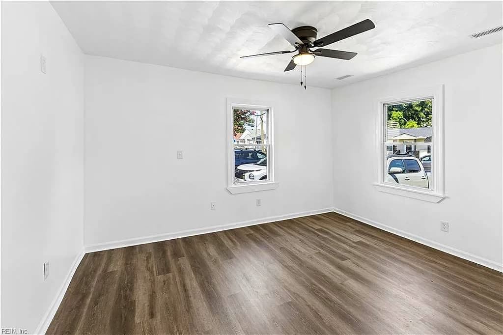 1079 Johnstons RD, NORFOLK VA 23513 thumb 7