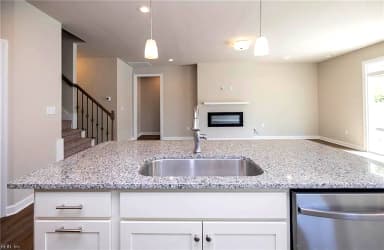 311 Station DR, SUFFOLK VA 23434 thumb 9