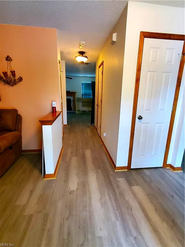 1024 S Main ST, NORFOLK VA 23523 - Photo 4