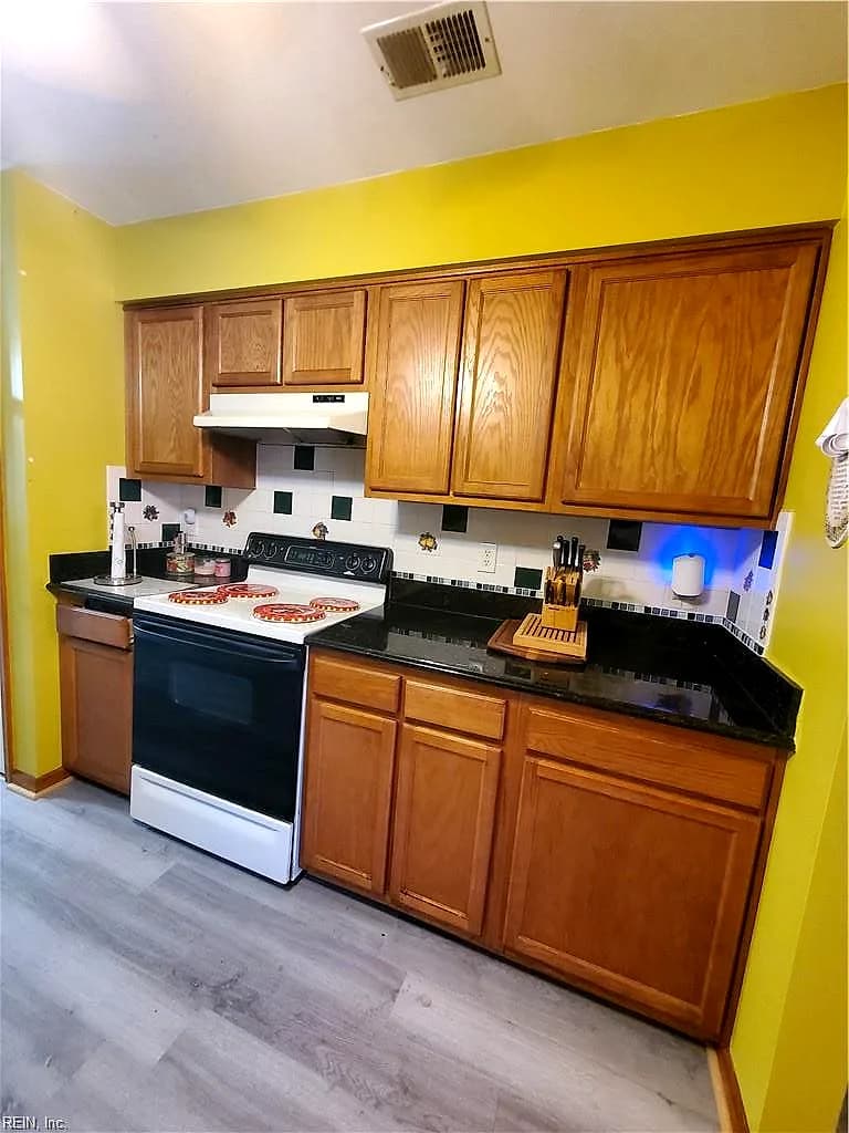 1024 S Main ST, NORFOLK VA 23523 thumb 8