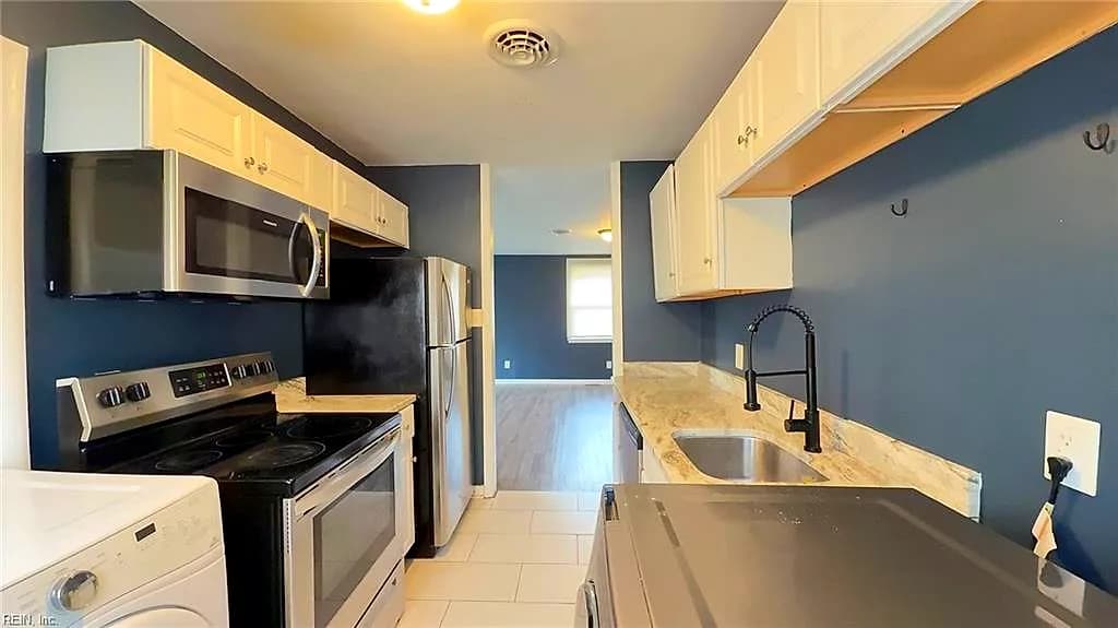 1308 Elder AVE, CHESAPEAKE VA 23325 - Photo 3