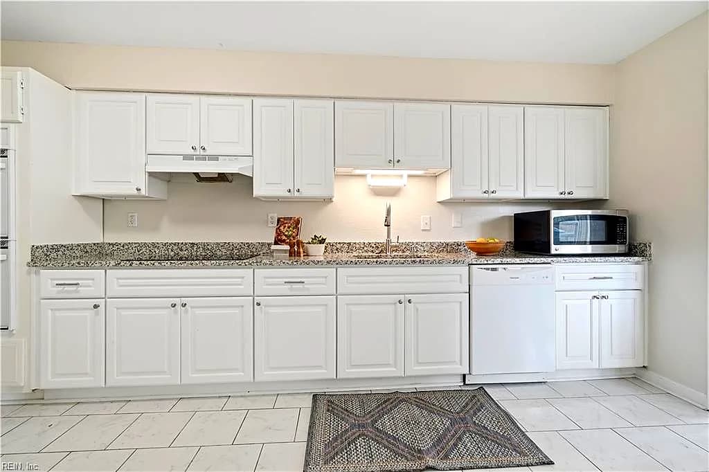 1824 Finsbury LN, VIRGINIA BEACH VA 23454 thumb 12