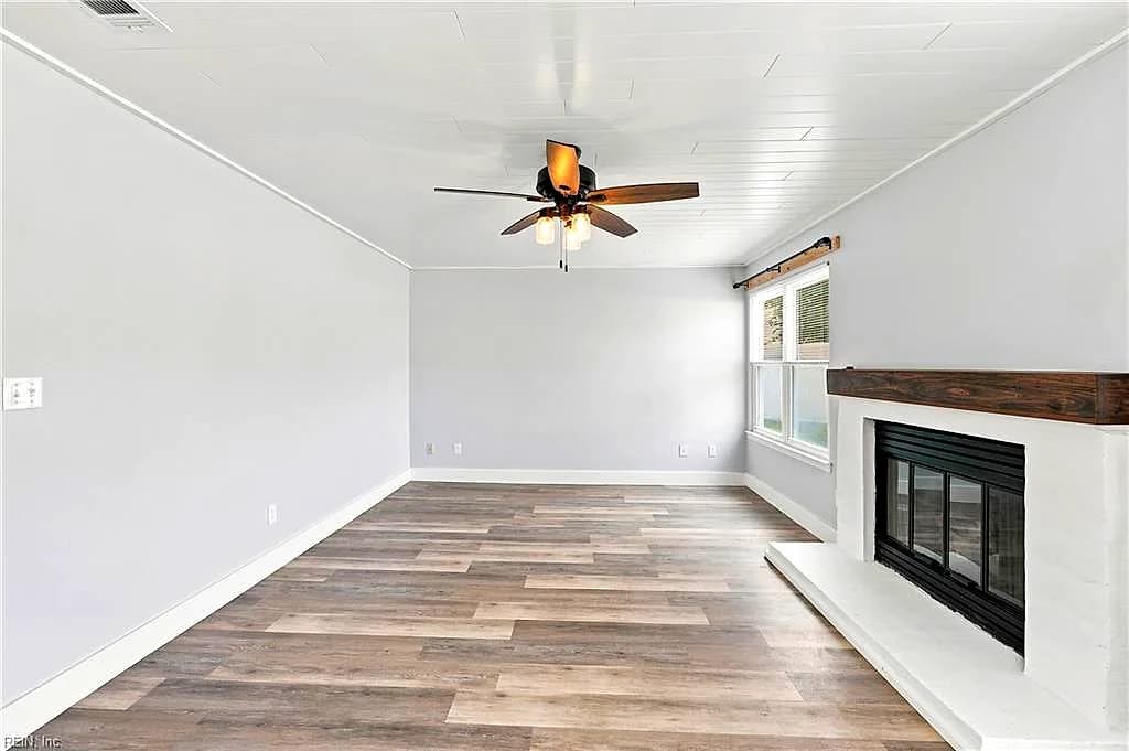 1893 Monument DR, VIRGINIABEACH VA 23464 thumb 8