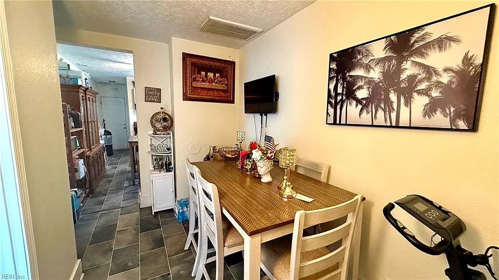 822 31st ST, NEWPORTNEWS VA 23607 - Photo 4