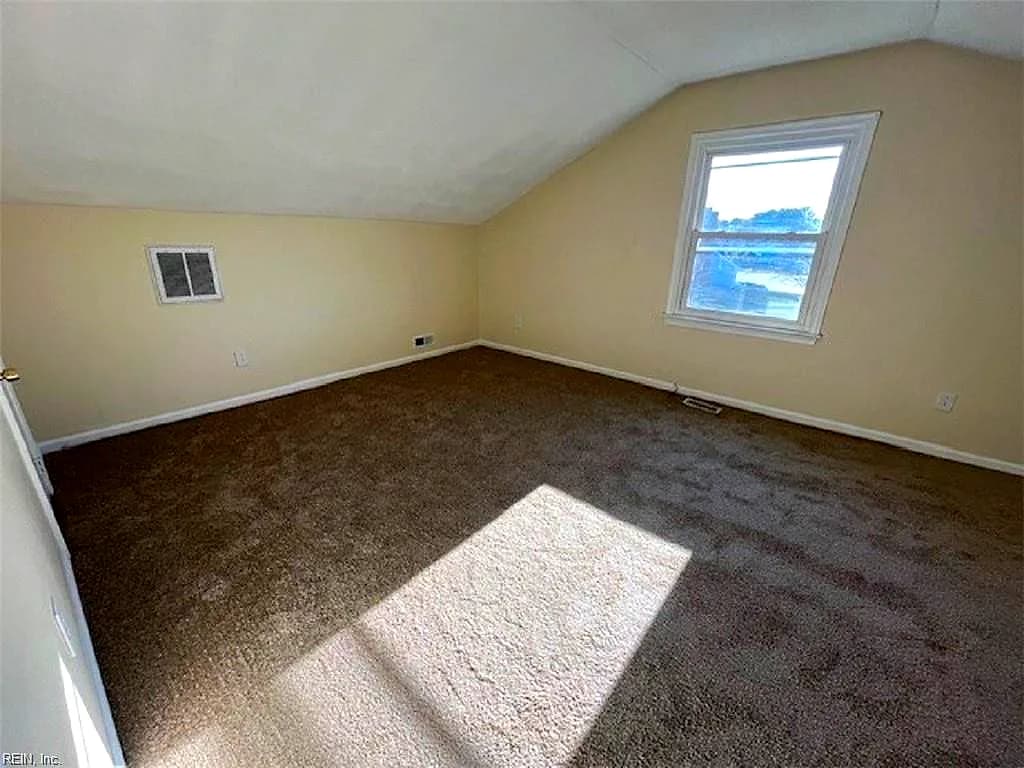 2004 State CIR, VIRGINIABEACH VA 23456 thumb 9