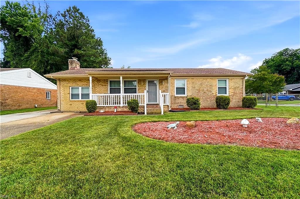 2400 Portal RD, CHESAPEAKE VA 23324 - Photo 3