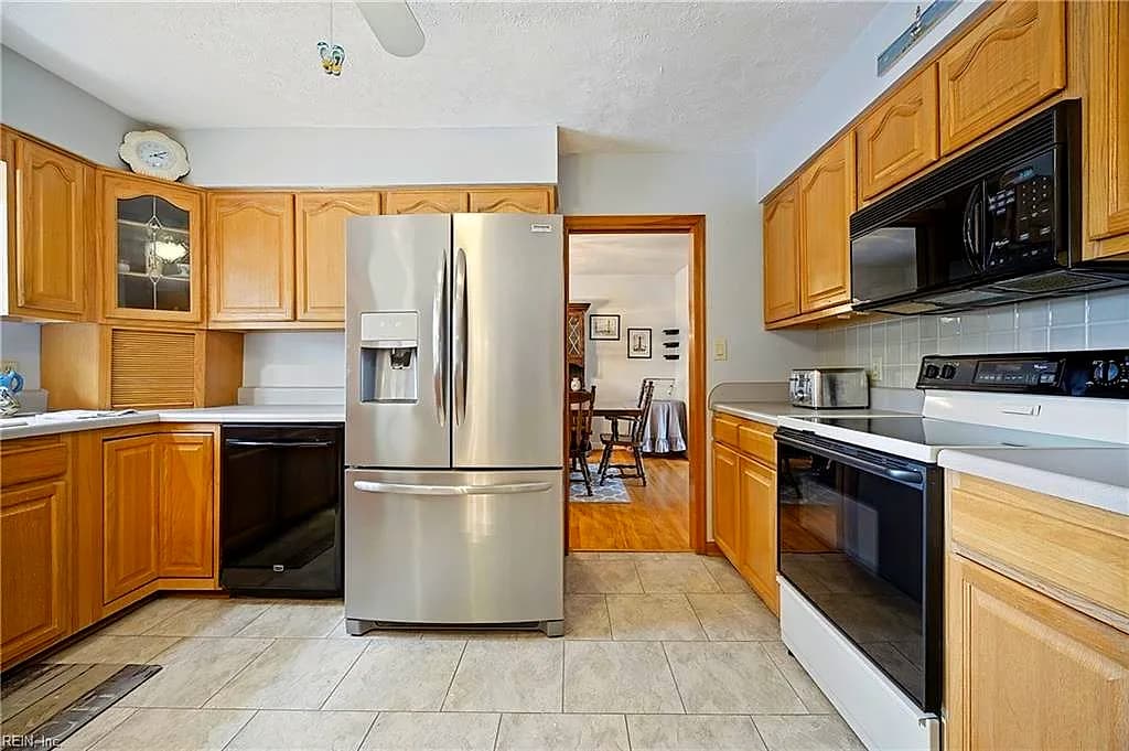 833 Simpkins LN, VIRGINIABEACH VA 23454 thumb 11