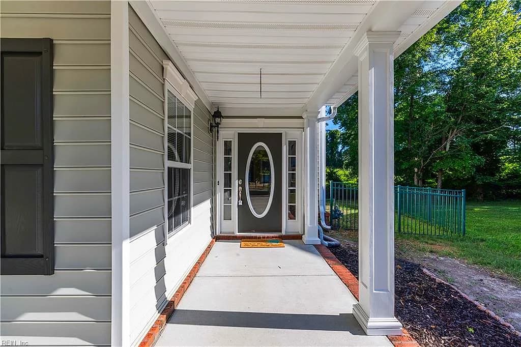 1017 Stratem CT, VIRGINIABEACH VA 23451 - Photo 4