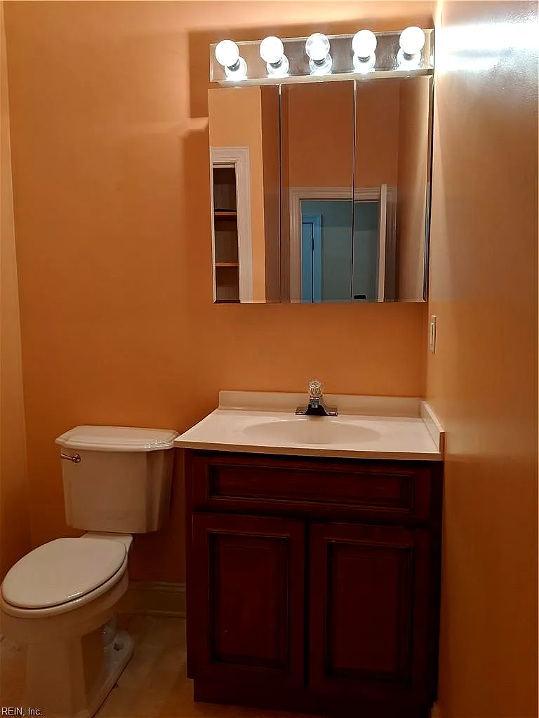 218 W 32nd ST, NORFOLK VA 23504 thumb 11
