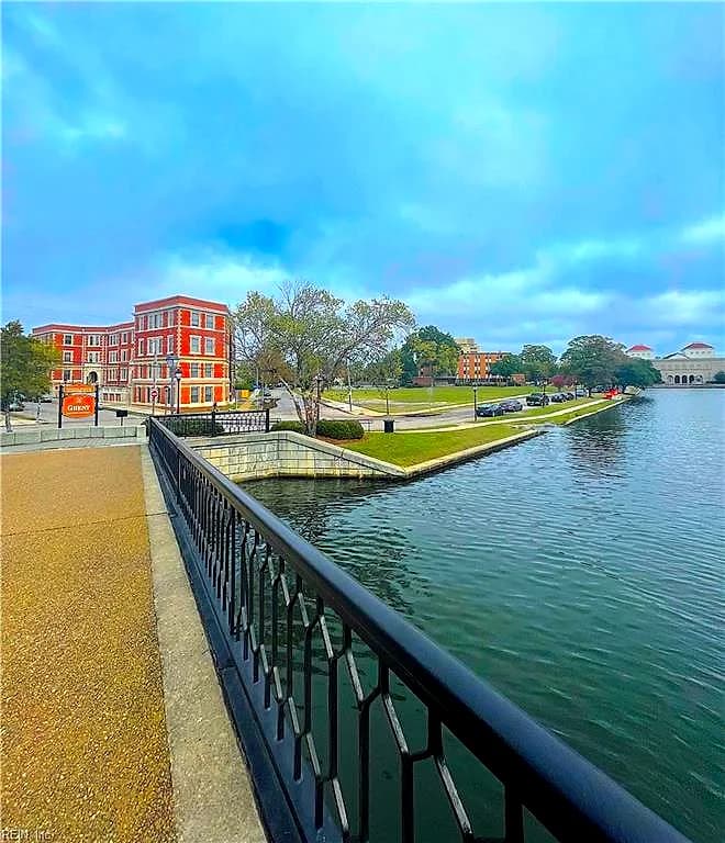 200 Drummond PL #B4, NORFOLK VA 23507 thumb 6