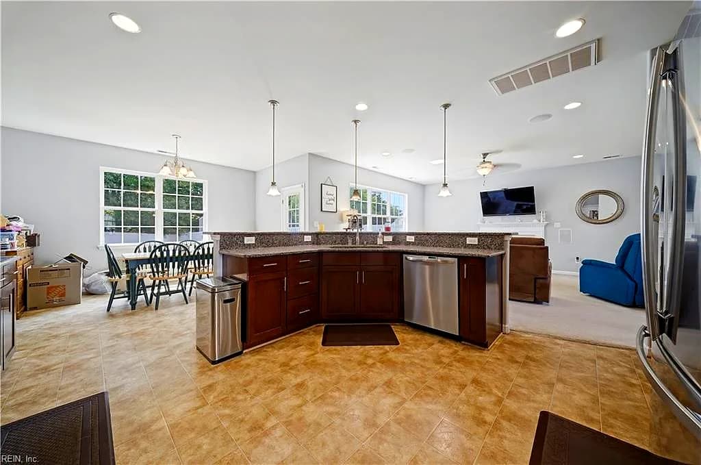 956 Elliott RD, VIRGINIABEACH VA 23464 thumb 7