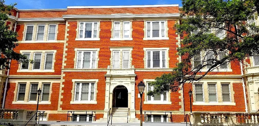 200 Drummond PL #A6, NORFOLK VA 23507 - Photo 2