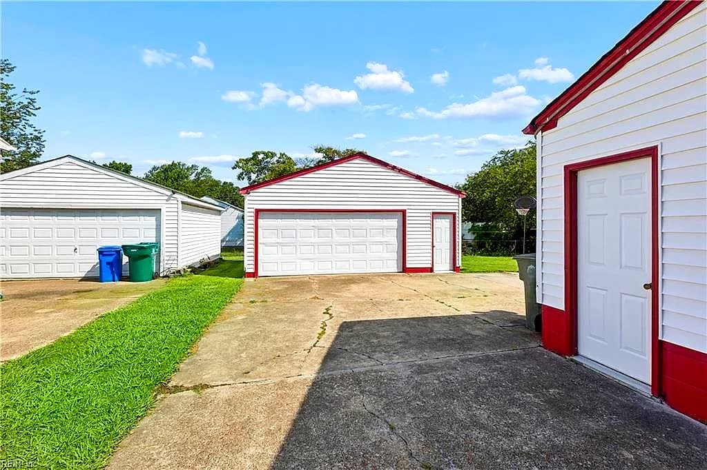 1005 73rd ST, NEWPORTNEWS VA 23605 thumb 6