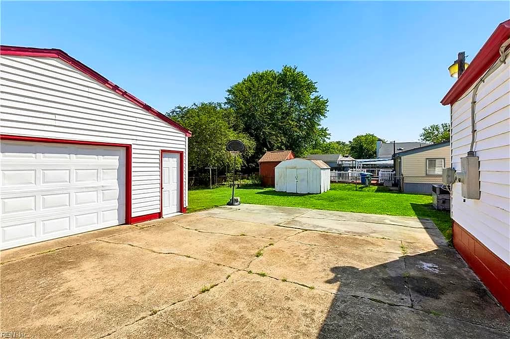 1005 73rd ST, NEWPORTNEWS VA 23605 thumb 7