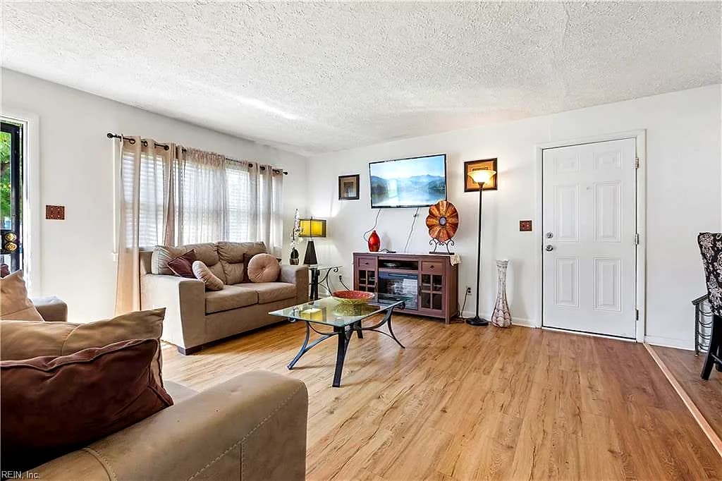 1005 73rd ST, NEWPORTNEWS VA 23605 thumb 10