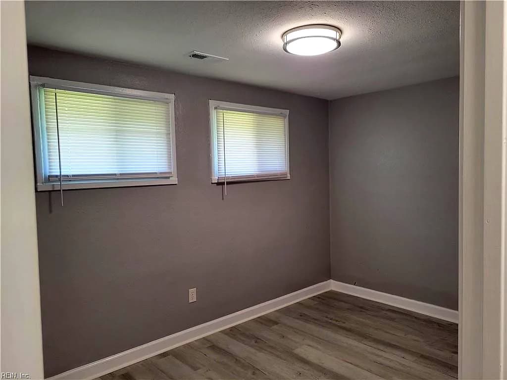 30 Jordan DR, HAMPTON VA 23666 thumb 11