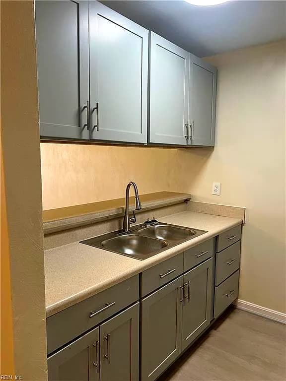 533 W Ocean View AVE #12, NORFOLK VA 23503 thumb 7