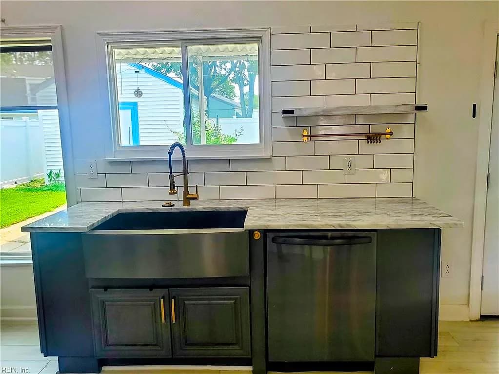 58 Santa Barbara DR, HAMPTON VA 23666 thumb 11