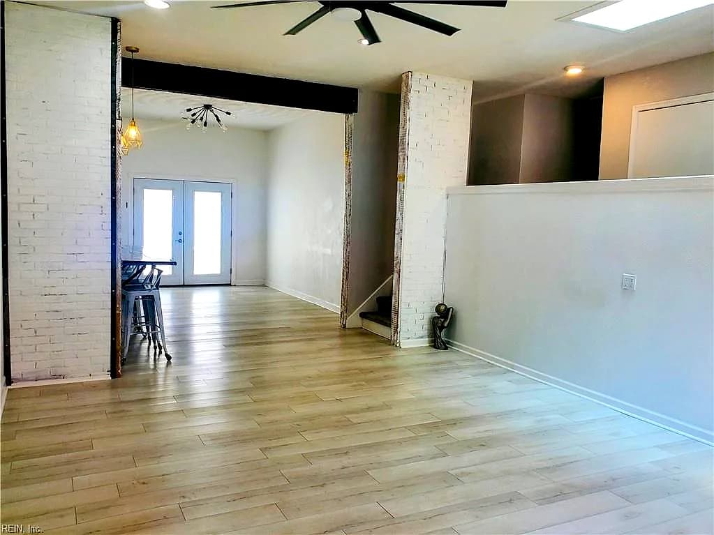58 Santa Barbara DR, HAMPTON VA 23666 - Photo 5